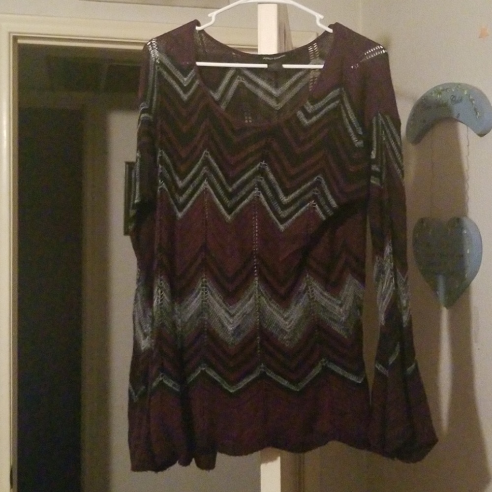 Lightweight sweater